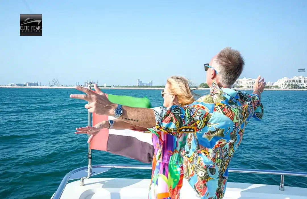 Private Yacht tour-Yacht rental Dubai